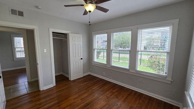 1802 W Gramercy Pl Apt 1, San Antonio, TX 78201