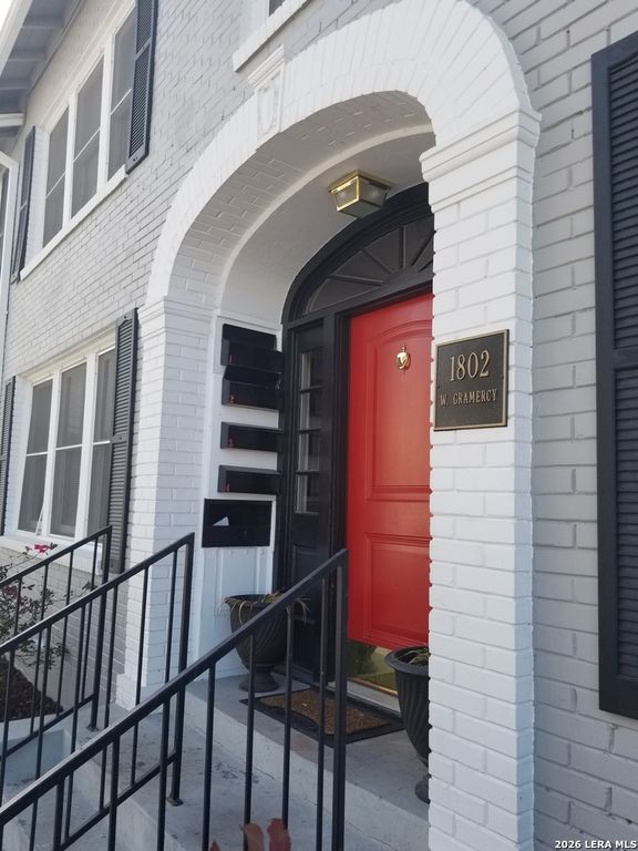 1802 W Gramercy Pl Apt 1, San Antonio, TX 78201