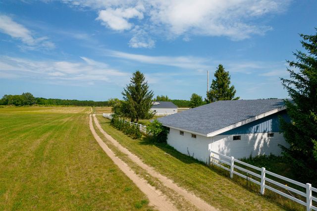 3619 Tompkins Road, Traverse City, MI 49686