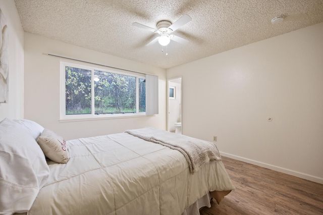 5846 Pikes Peak Way, Sacramento, CA 95842