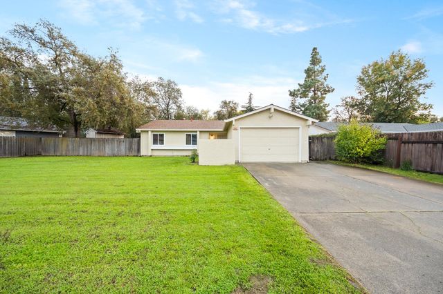 5846 Pikes Peak Way, Sacramento, CA 95842