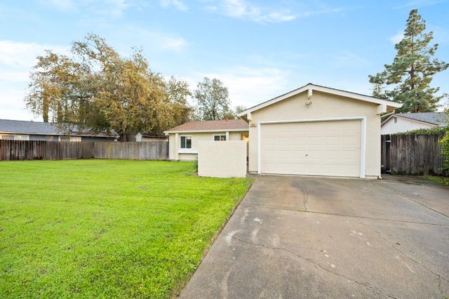 5846 Pikes Peak Way, Sacramento, CA 95842
