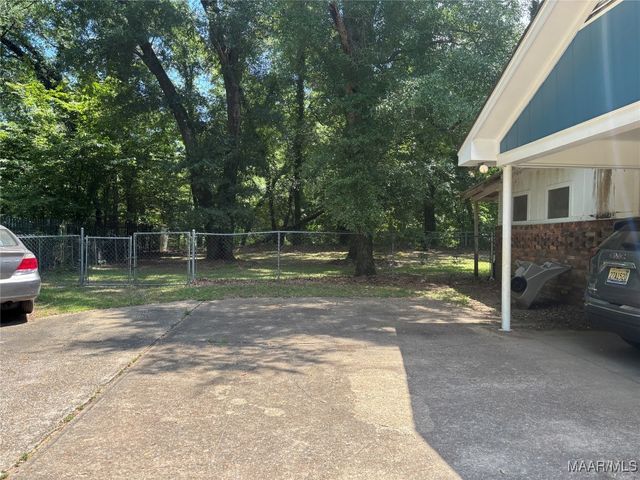 103 Brookwood Drive, Selma, AL 36701