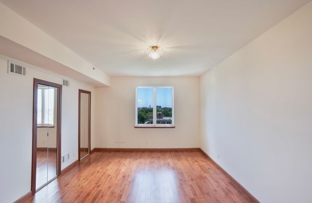 842 Ocean Pkwy Apt 8A, New York City, NY 11230