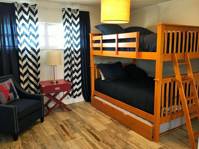 5000 GULF BOULEVARD 303, St Petersburg, FL 33706