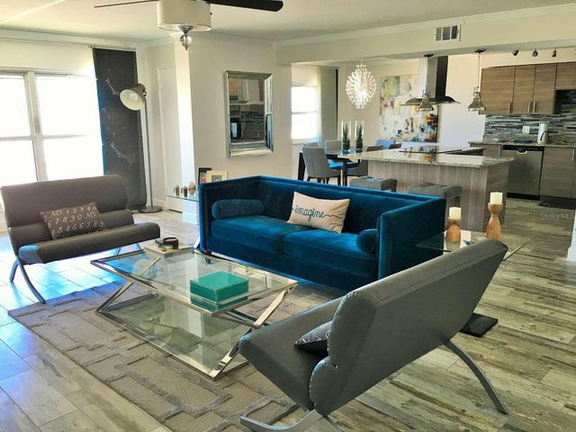 5000 GULF BOULEVARD 303, St Petersburg, FL 33706