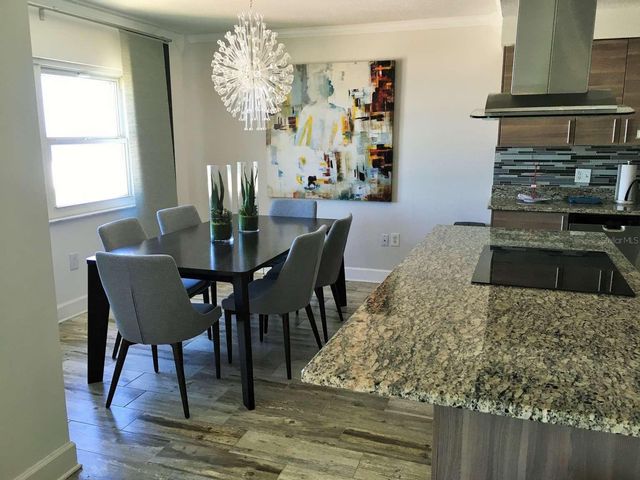 5000 GULF BOULEVARD 303, St Petersburg, FL 33706