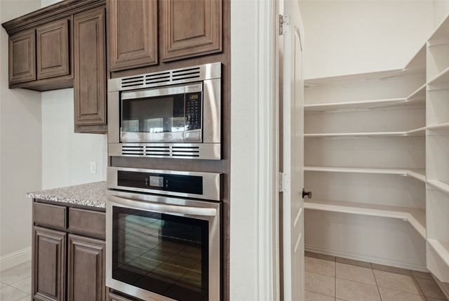 1514 Nighthawk Lane, Mansfield, TX 76063