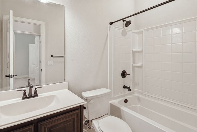 1514 Nighthawk Lane, Mansfield, TX 76063