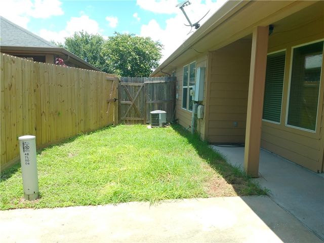 4750 Grand Junction Dr 24, Corpus Christi, TX 78413