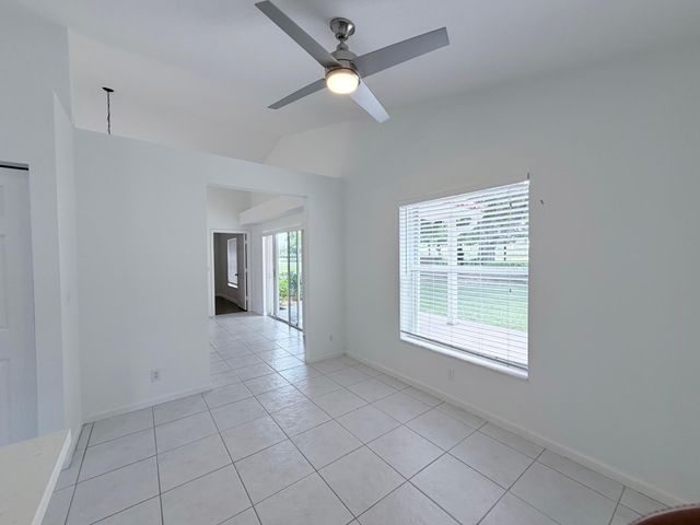 1975 Oak Berry Circle, Wellington, FL 33414