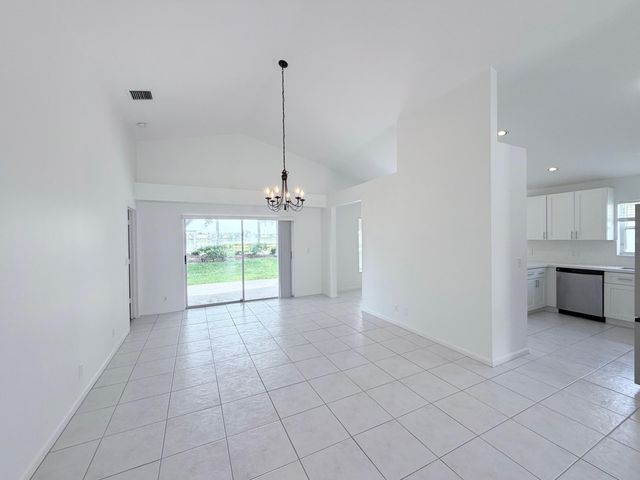 1975 Oak Berry Circle, Wellington, FL 33414