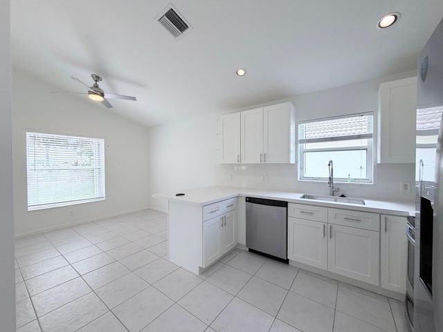 1975 Oak Berry Circle, Wellington, FL 33414