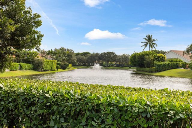 14270 Calypso Lane, Wellington, FL 33414