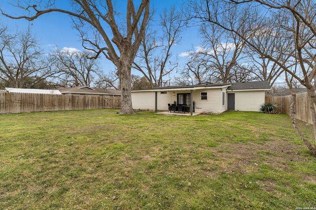 2151 Gruene, New Braunfels, TX 78130