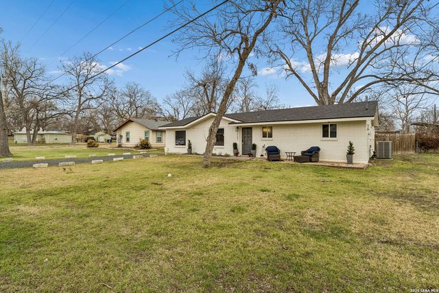 2151 Gruene, New Braunfels, TX 78130