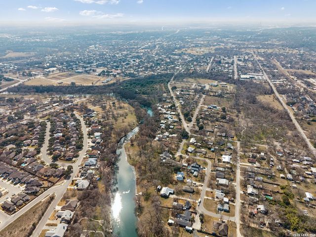 2151 Gruene, New Braunfels, TX 78130