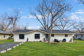 2151 Gruene, New Braunfels, TX 78130