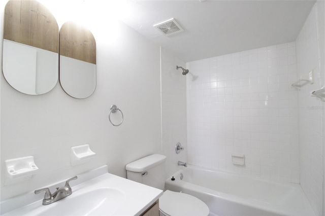 2360 SW ARCHER ROAD 212, Gainesville, FL 32608