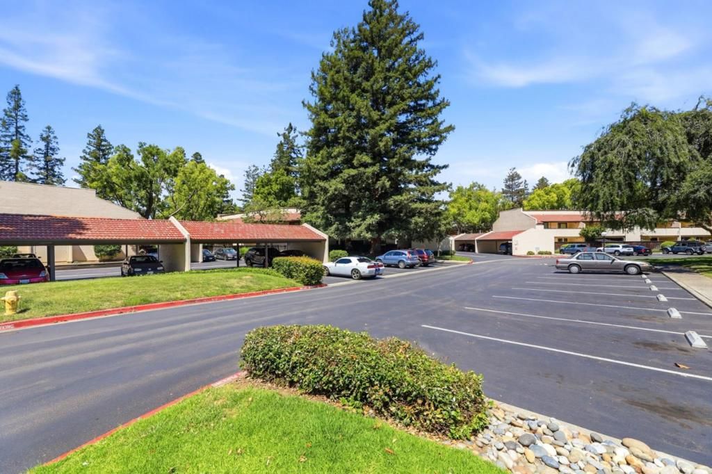 Image 27 of property listing at 3254 Kimber Court 110, San Jose, CA 95124
