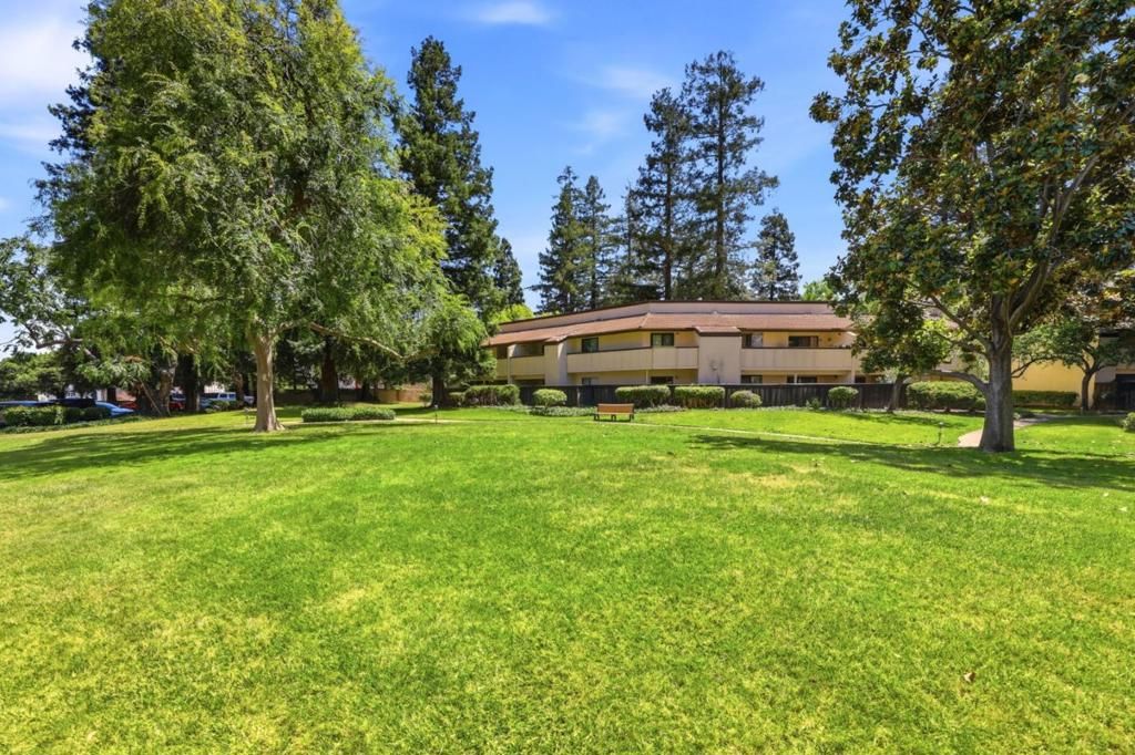 Image 28 of property listing at 3254 Kimber Court 110, San Jose, CA 95124