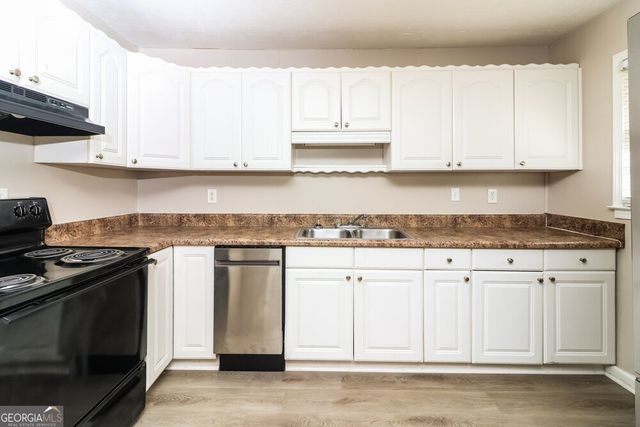 3564 Briar Drive, Lithia Springs, GA 30122