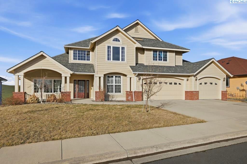 820 NW Palouse View Ct, Pullman, WA 99163