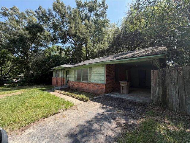3011 Curry Drive W, Mobile, AL 36605