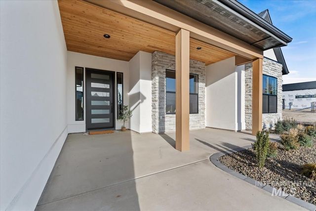 3575 N Harvest Moon Way, Eagle, ID 83616