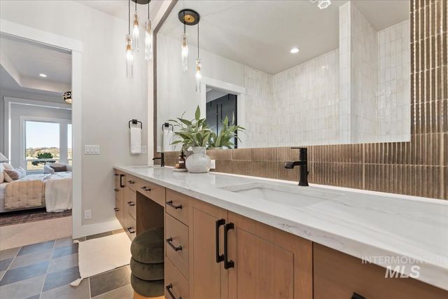 3575 N Harvest Moon Way, Eagle, ID 83616