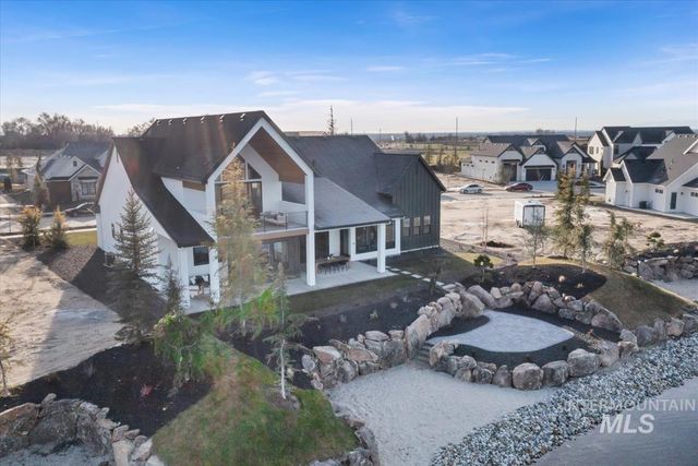 3575 N Harvest Moon Way, Eagle, ID 83616