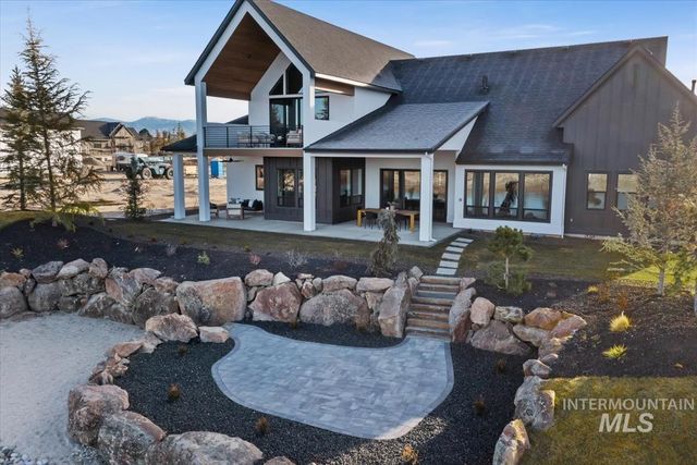 3575 N Harvest Moon Way, Eagle, ID 83616