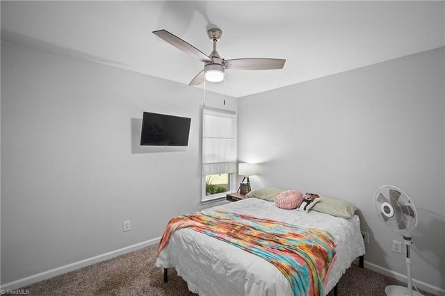 6045 Yeaton Glen Drive, Winston-salem, NC 27107