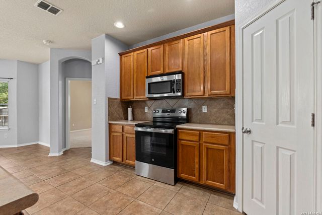 10903 BRAMANTE LN, Helotes, TX 78023