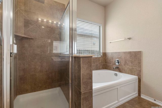 10903 BRAMANTE LN, Helotes, TX 78023