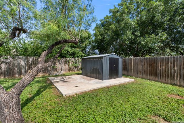 10903 BRAMANTE LN, Helotes, TX 78023