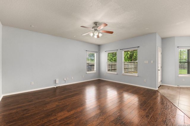 10903 BRAMANTE LN, Helotes, TX 78023