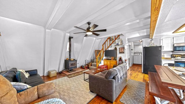 29705 Mariposa Dr, Cold Springs, CA 95335