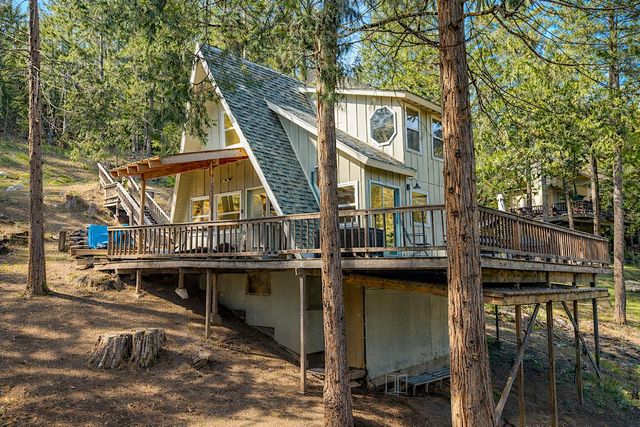29705 Mariposa Dr, Cold Springs, CA 95335