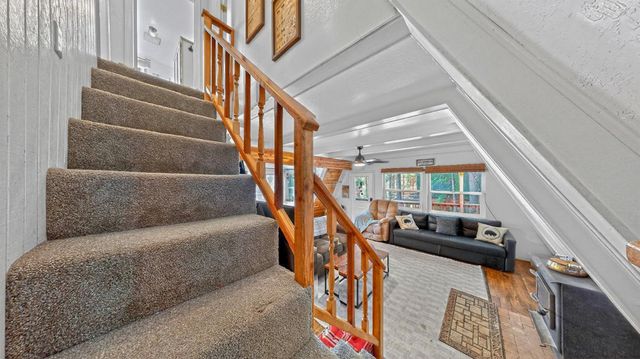 29705 Mariposa Dr, Cold Springs, CA 95335