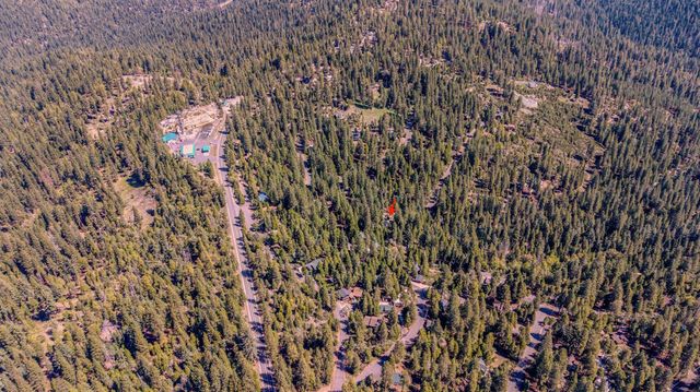 29705 Mariposa Dr, Cold Springs, CA 95335