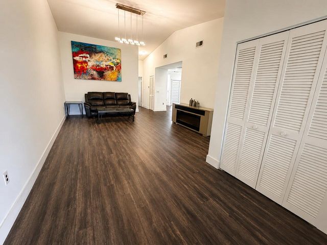 1541 N 14th Terrace, Hollywood, FL 33020