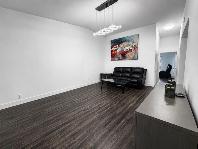1541 N 14th Terrace, Hollywood, FL 33020