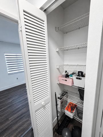 1541 N 14th Terrace, Hollywood, FL 33020