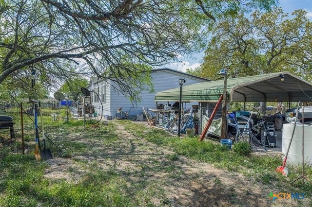 8519 State Park Road, Lockhart, TX 78644