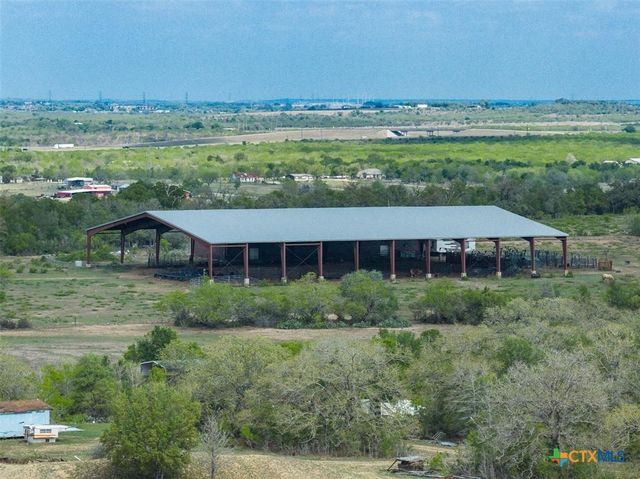 8519 State Park Road, Lockhart, TX 78644