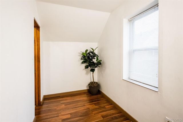 2656 Neibel Street, Hamtramck, MI 48212