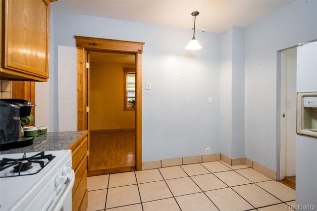 2656 Neibel Street, Hamtramck, MI 48212