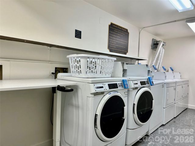 229 N Poplar Street 29, Charlotte, NC 28202