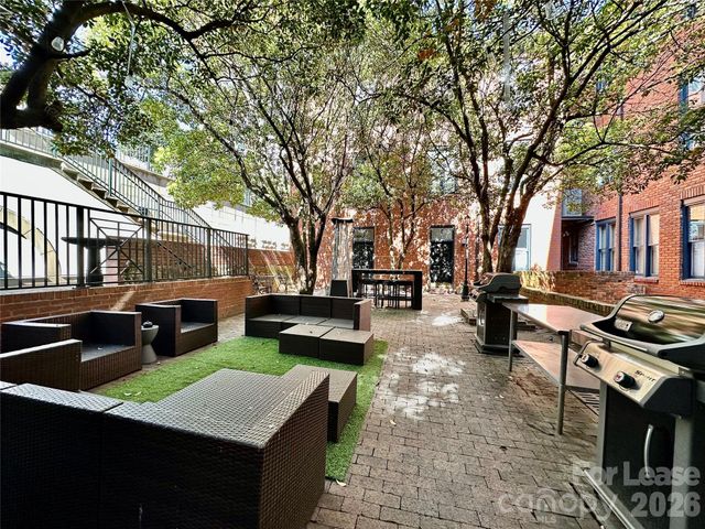 229 N Poplar Street 29, Charlotte, NC 28202